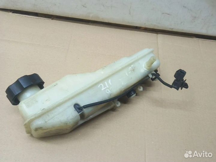 Бачёк тормозухи Hyundai h1 Hyundai Grand Starex