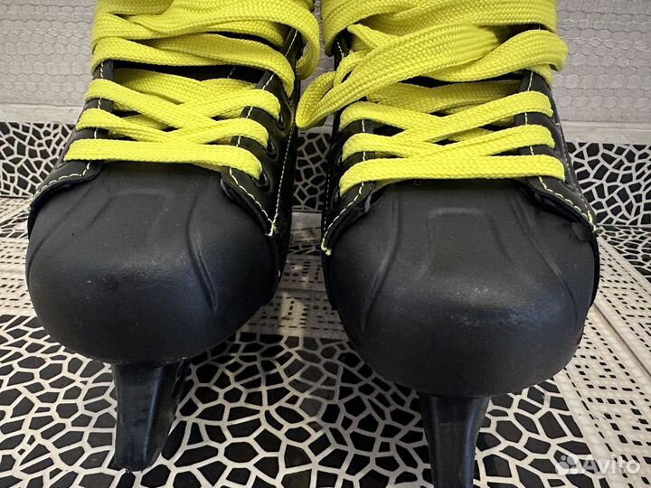 Коньки хоккейные 42 размер