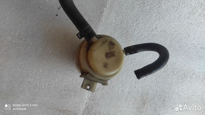 Бачок гур Kia Rio 1