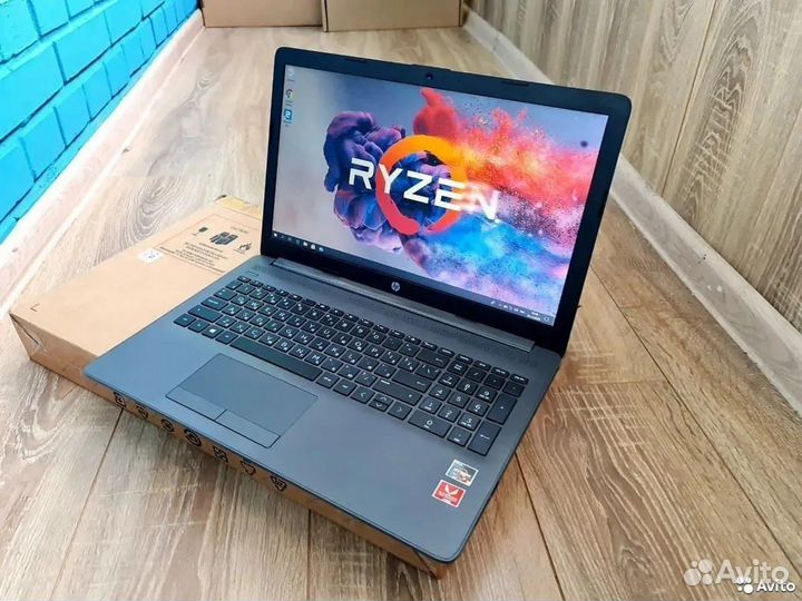 Идеал тонкий HP Ryzen 8Gb DDR4 vega 3 SSD+500