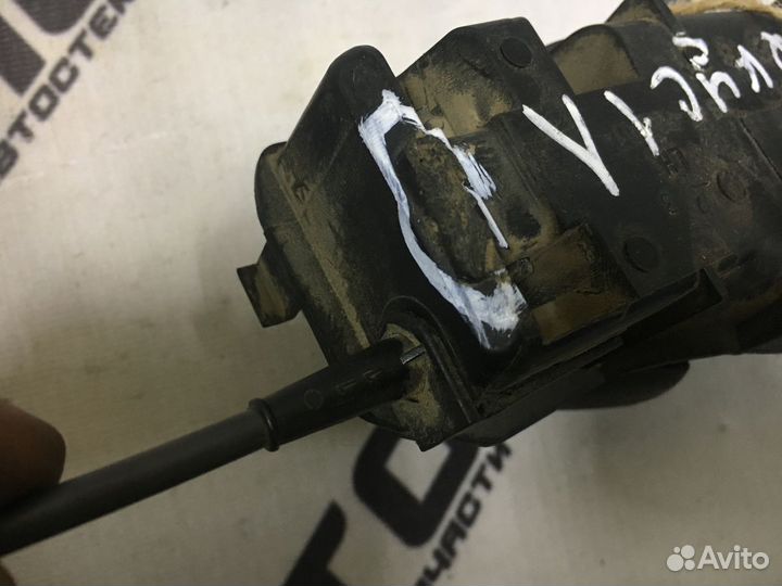 Ручка двери внутренняя задняя левая Форд Фокус 1