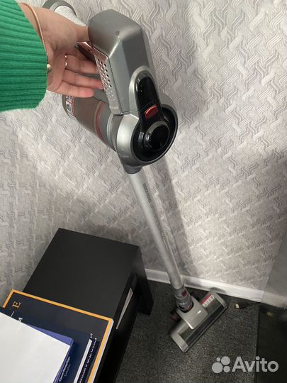 Беспроводной пылесос redmond