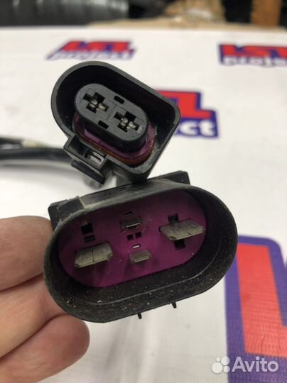 Блок управления вентилятором Audi A4 A5 A6 Q3 Q5