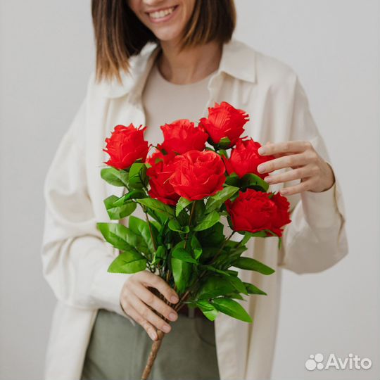 Искусственный букет цветов из 9 голов розы