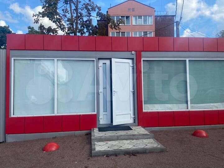 Торговая площадь, 16 м²