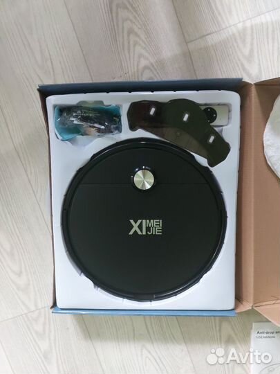 Робот пылесос