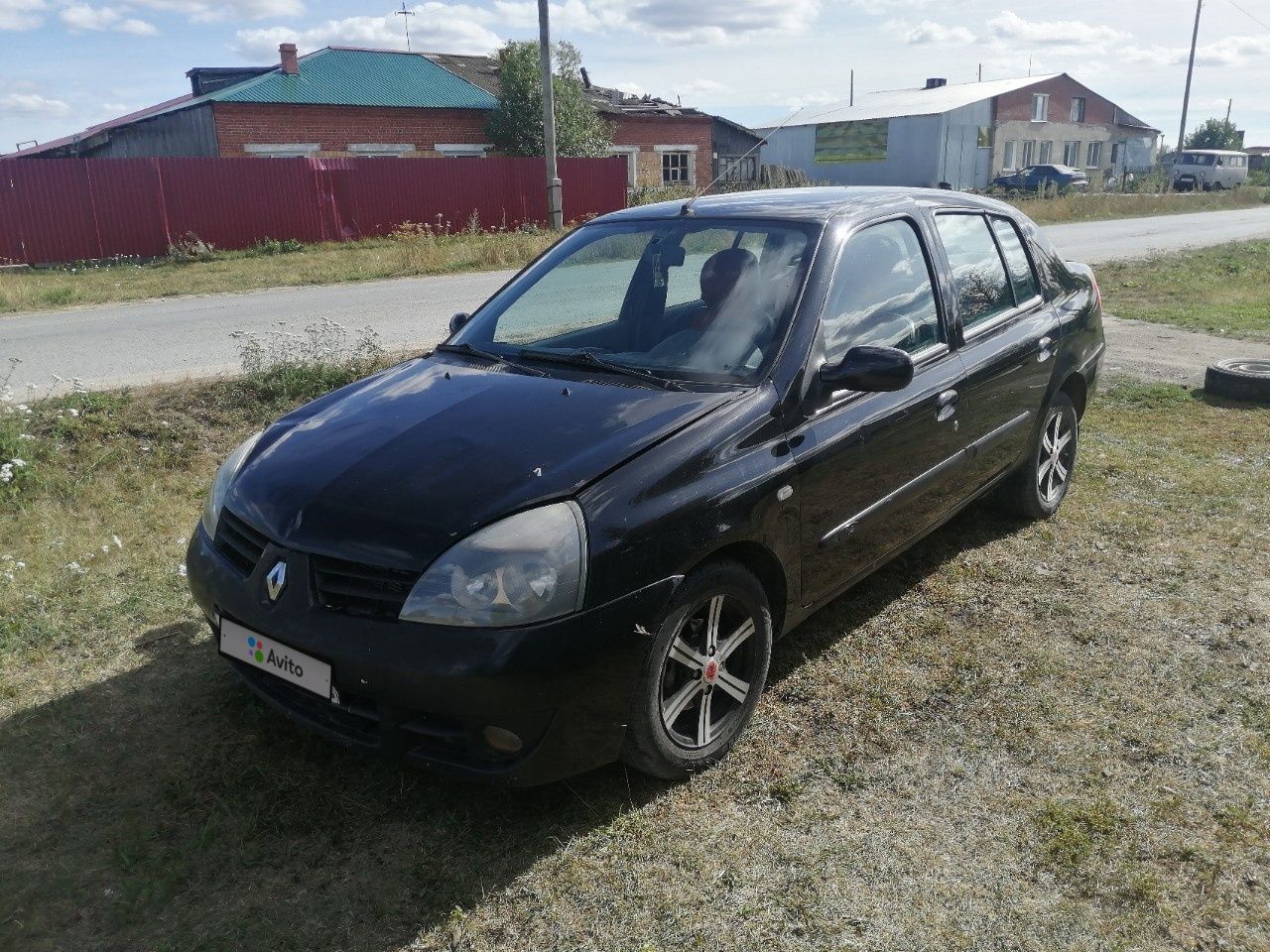 Renault Symbol: фото владельца