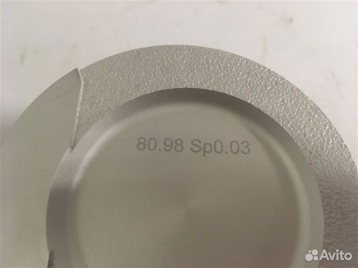 Поршень двигателя 107A618