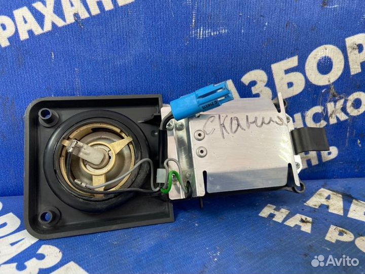 Плафон салона. Scania P094Cb6X4Hz260