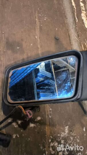 Зеркало левое с электрорегулировкой Audi 100C3
