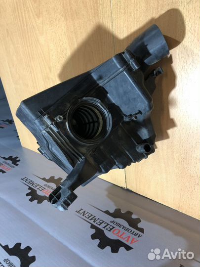 Корпус воздушного фильтра Ford Focus