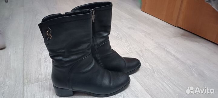 Сапоги женские 39