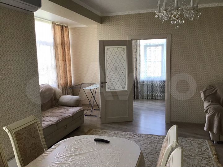 2-к. квартира, 74 м², 8/9 эт.