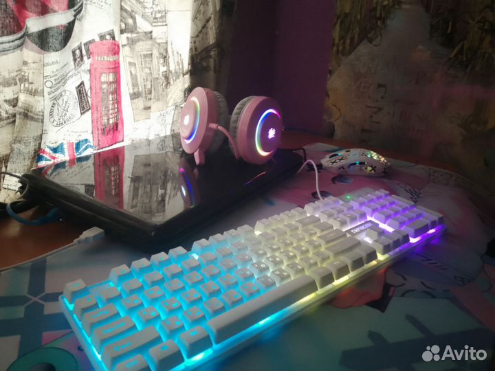 Мышь,наушники и коврик