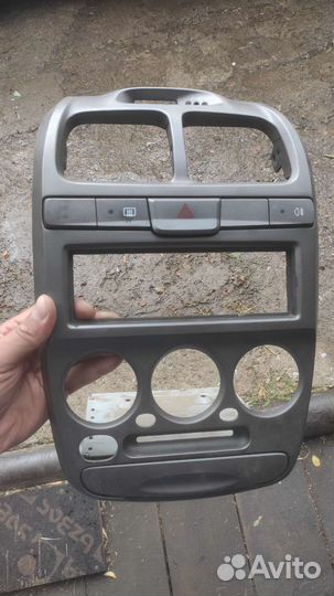 Центральная консоль для Hyundai Accent