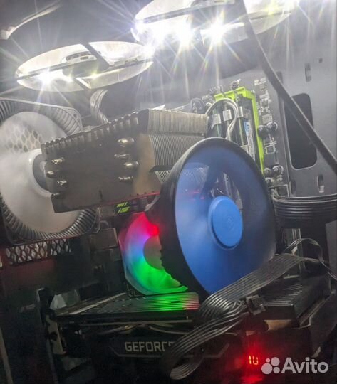 Материнская плата с процессором