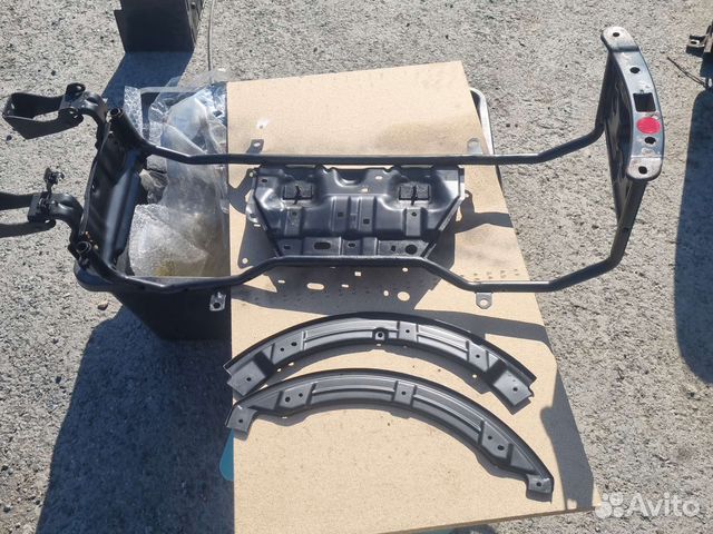 Калитка запасного колеса паджеро 4