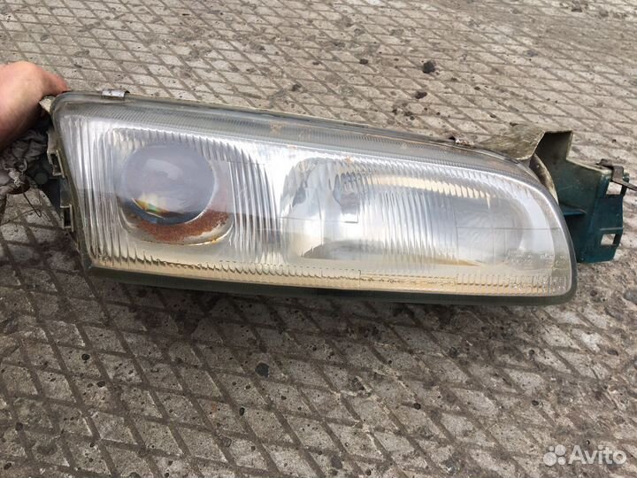 Фара передняя правая Mazda 626 GE