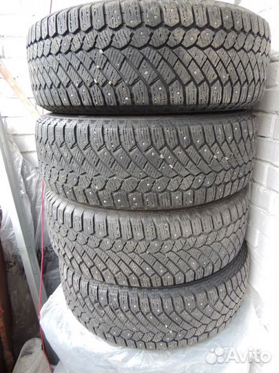 Continental ContiIceContact 4x4 225/65 R17 102T