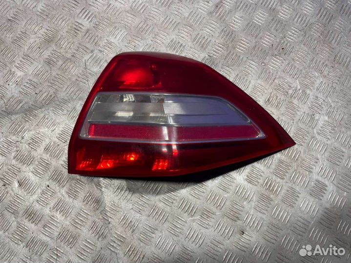 Фонарь задний правый Renault Megane 2 2007