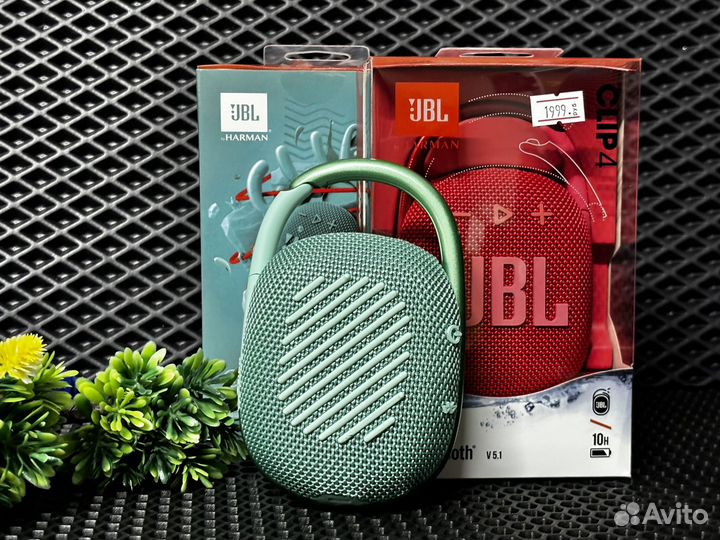 Bluetooth колонка JBL Clip 4