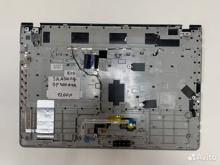 Верх корпуса (топкейс) ноутбука Samsung NP300E4A