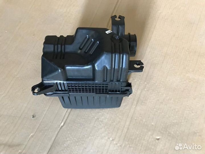 Хендай Солярис 2014 корпус воздушного фильтра квф