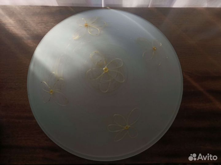 Светильник потолочный, стекло от него