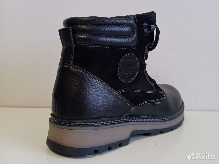 Ботинки зимние 40(26 см), 42(28 см)кожа,мех натур