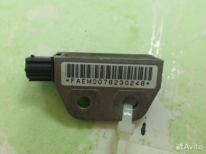 Датчик airbag Nissan Tiida C11 седан HR16DE 2007