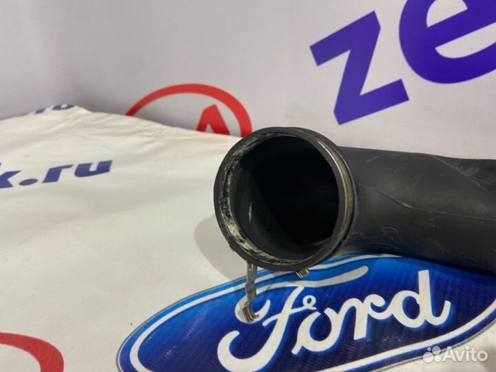 Патрубок воздушного фильтра Ford Fusion fxja 2005
