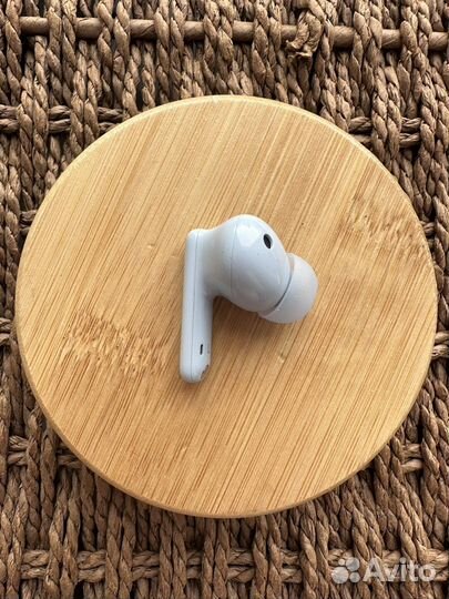 Левый наушник huawei freebuds 5i