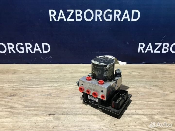 Блок abs Skoda Fabia 2 2012