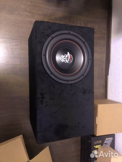 Сабвуфер и короб