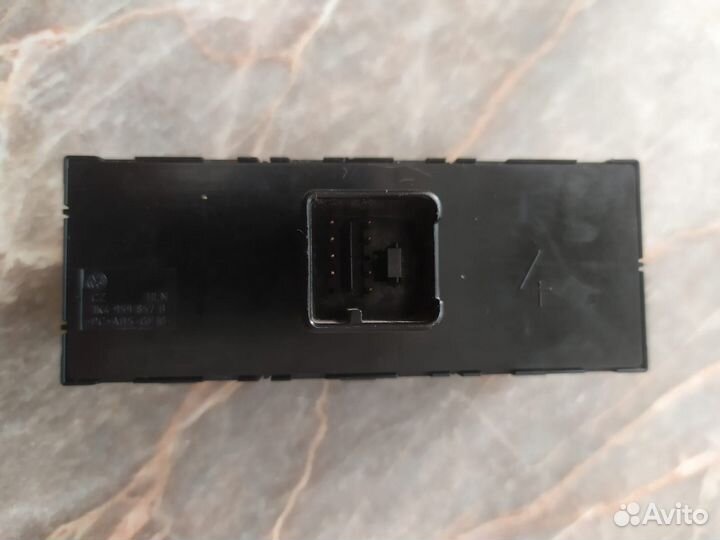 Кнопки стеклоподъемников Volkswagen Jetta 6 2014