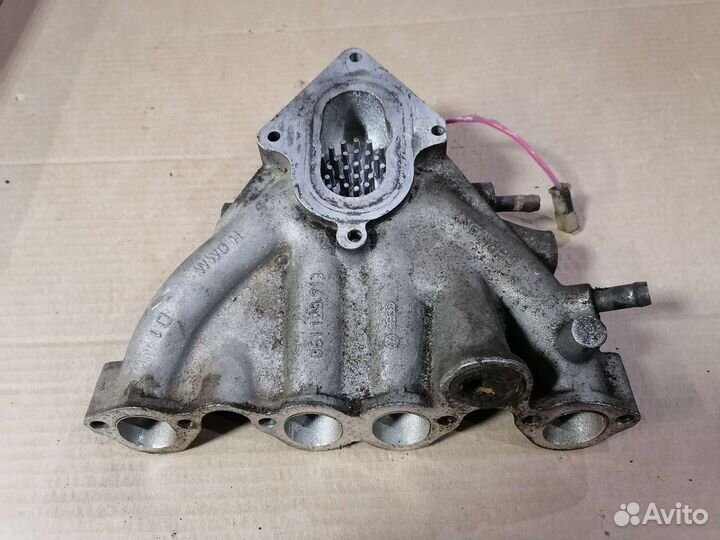 Впускной коллектор