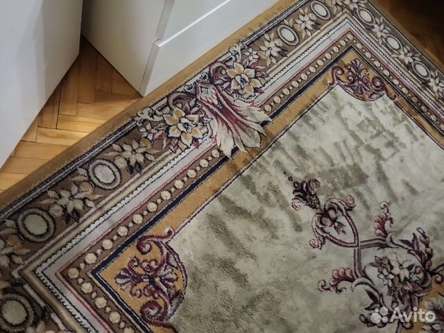 Ковер напольный без пятен Чистый