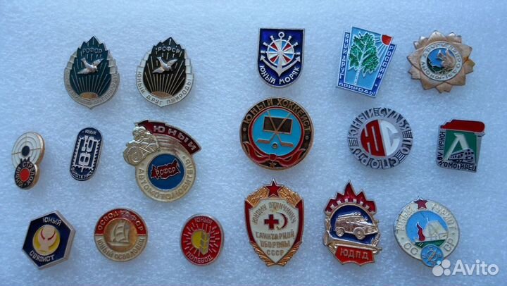 Значки СССР. Юные