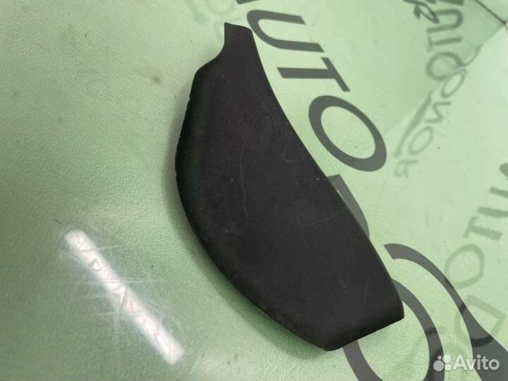 Накладка двери задняя правая Volkswagen Touareg 7L