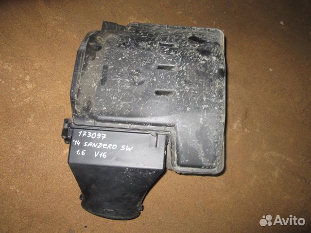 Корпус воздушного фильтра 1,6 Renault Sandero 2014
