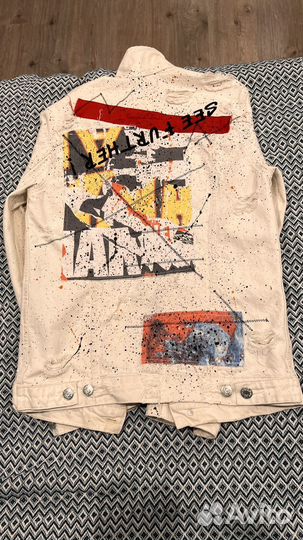 Продам куртку Zara