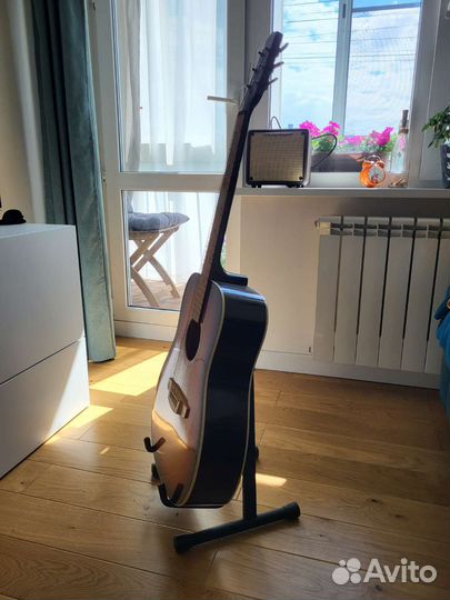 Гитарная стойка напольная