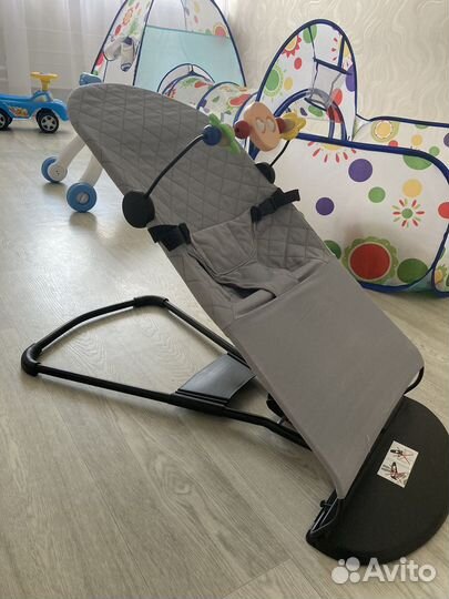 Шезлонг детский