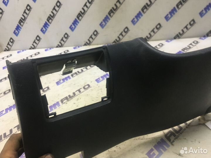 Накладка торпедо под руль Хендай Элантра