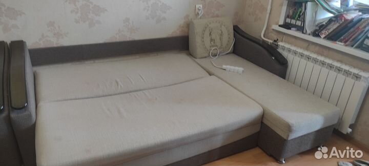 Угловой диван