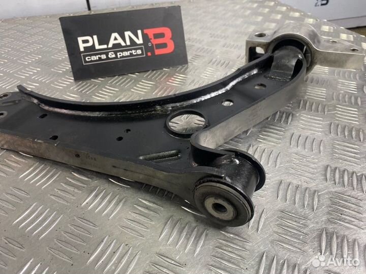 Рычаг подвески нижний передний левый Volkswagen