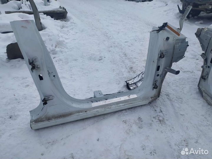 Порог правый Hyundai Solaris 2