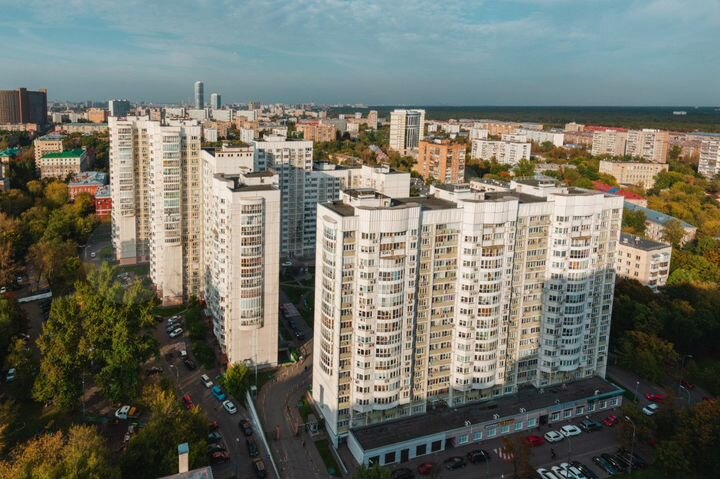 Машиноместо, 16 м²