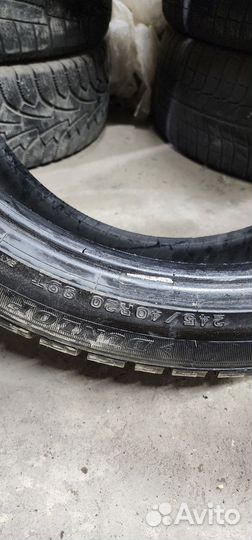 Dunlop SP Winter Ice 02 245/40 R20