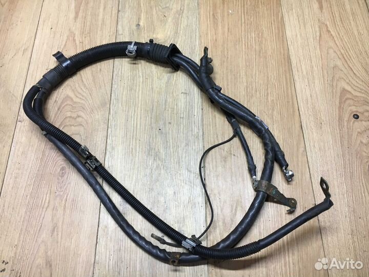 Провод генератора Mercedes W221 A2214403632